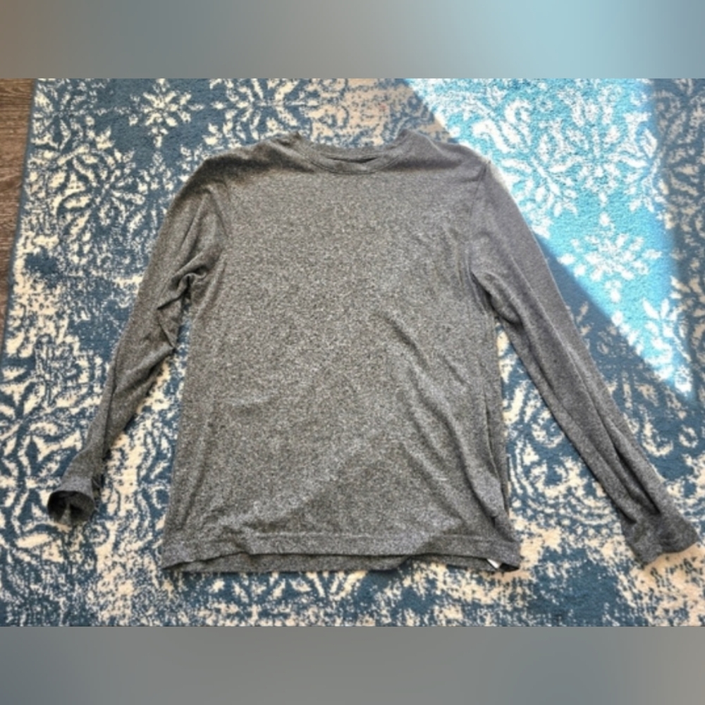 Old Navy Mens Active Heathered Gray Top